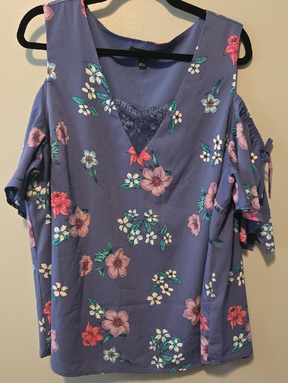 Lane Bryant Purple Floral Cold-Shoulder V-Neck Blouse Size 20